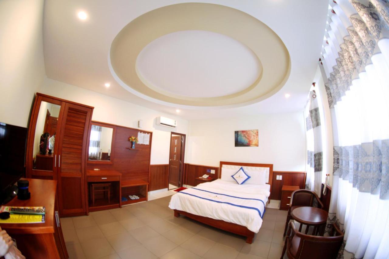 Hotel Tran Long Ho Chi Minh City Exterior photo